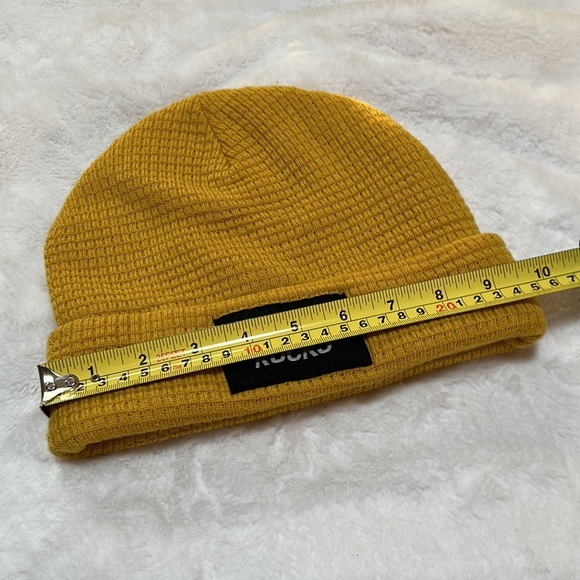 Virginity Rocks Beanie - Picture 6 of 6